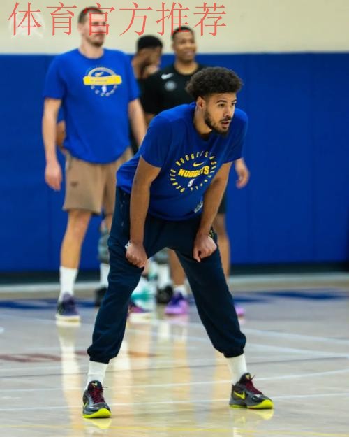 西部第二vs第三！掘金官方晒训练照：周日过得不错